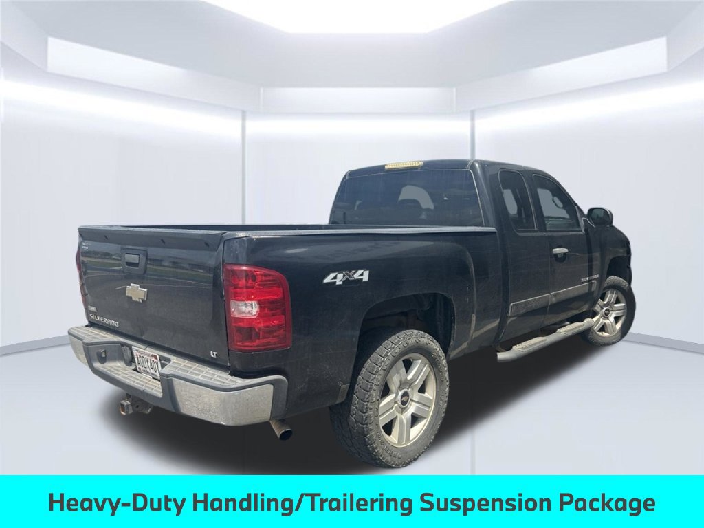 Used 2008 Chevrolet Silverado 1500 LT w/ All Star Edition AWD/4WD image 4