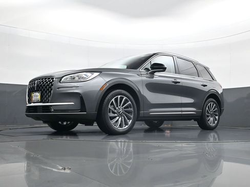 Used 2023 Lincoln Corsair Reserve w/ Equipment Group 201A image 21