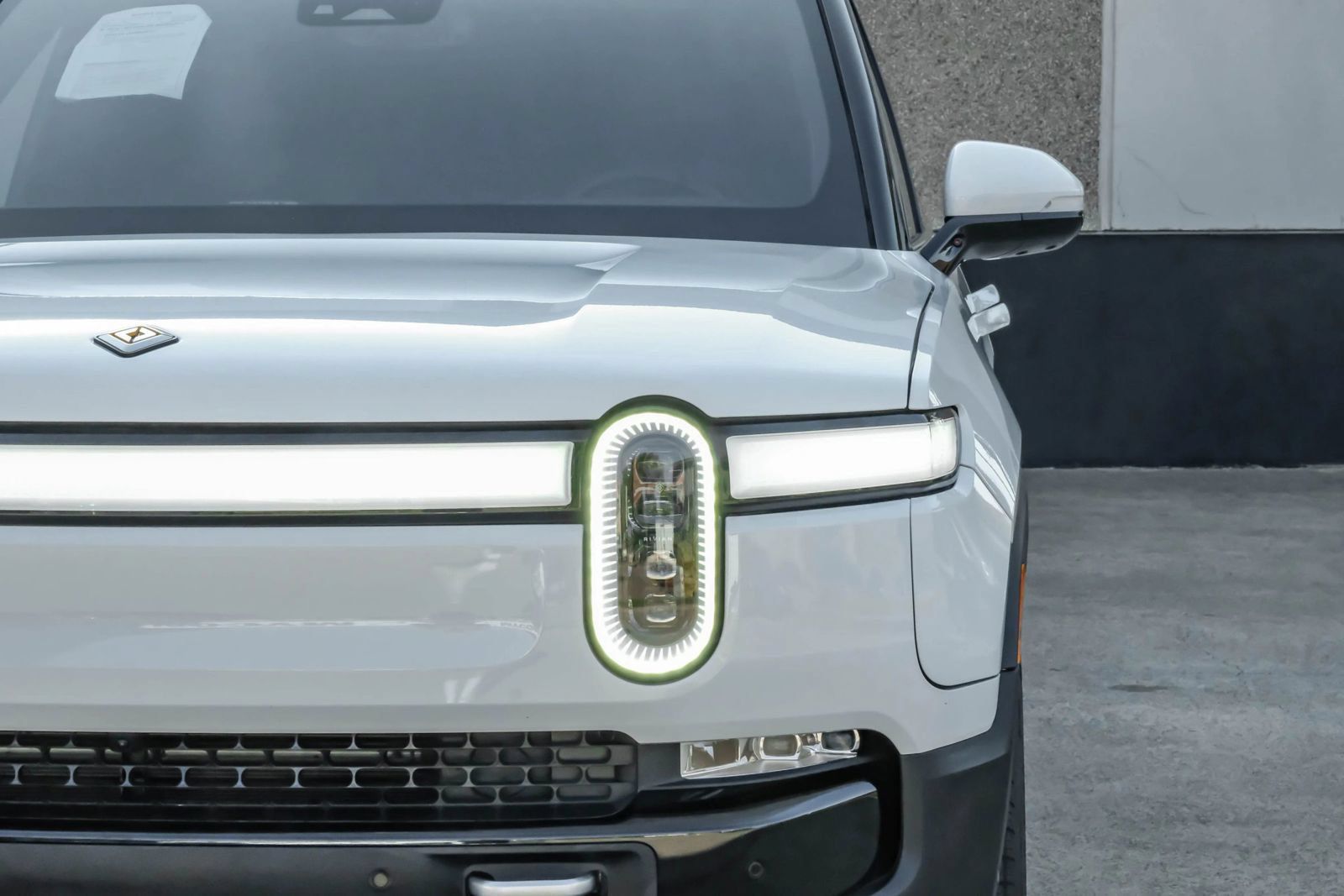 Used 2024 Rivian R1S Adventure Dual AWD/4WD image 60