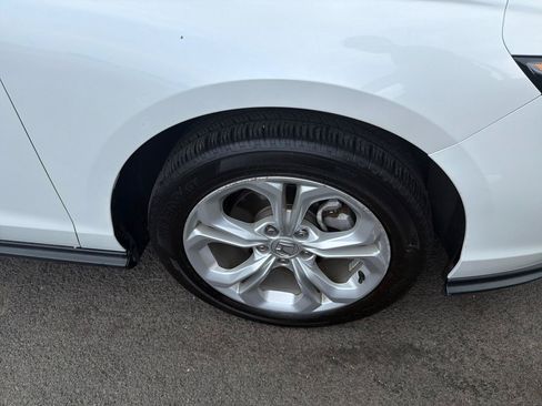 Used 2023 Honda Accord LX image 4