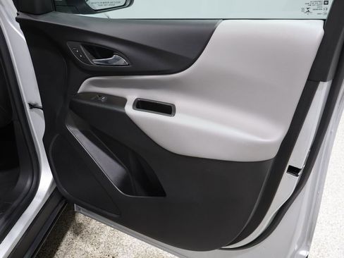 Used 2022 Chevrolet Equinox LT w/ LPO, Floor Liner Package image 24