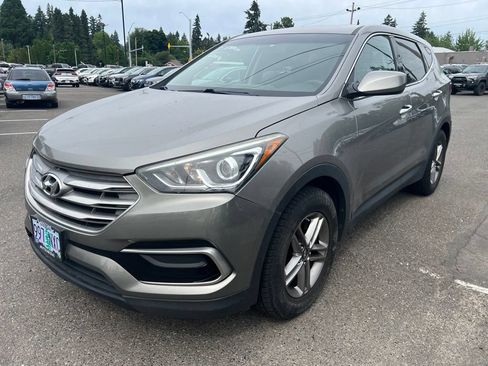 Used 2017 Hyundai Santa Fe Sport AWD/4WD image 2