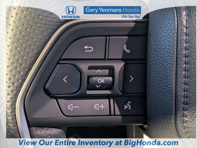 Used 2025 Toyota Tacoma TRD Sport AWD/4WD image 27