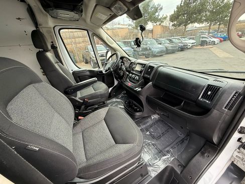 Used 2018 RAM ProMaster 2500 image 23