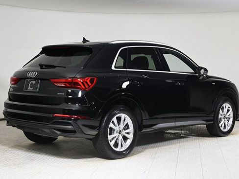 Used 2025 Audi Q3 2.0T Premium w/ Convenience Package image 5