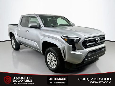 Used 2025 Toyota Tacoma SR5 AWD/4WD image 1