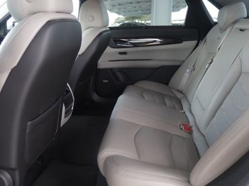 Used 2018 Cadillac CT6 Premium Luxury w/ Super Cruise Package image 32