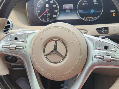 Used 2019 Mercedes-Benz S 560 4MATIC Sedan w/ Premium Package image 37