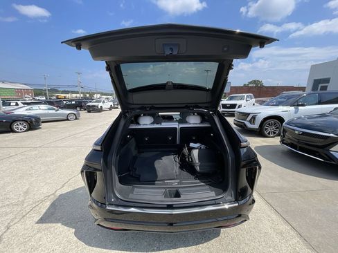 Used 2024 Cadillac Lyriq Luxury RWD image 26