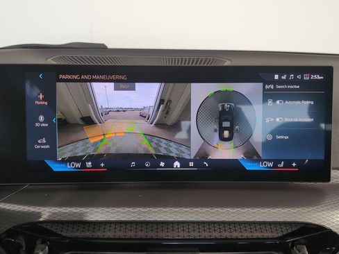 Used 2025 BMW 330i Sedan w/ Convenience Package image 23