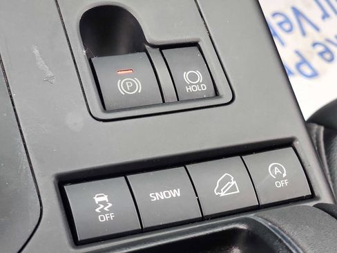 Used 2022 Toyota Highlander XSE image 25