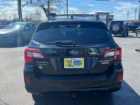 Used 2017 Subaru Outback 2.5i Limited image 6