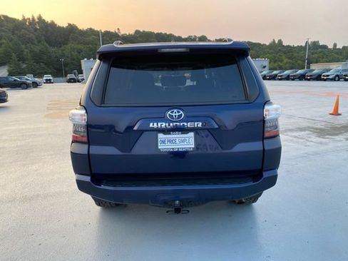 Used 2019 Toyota 4Runner SR5 Premium AWD/4WD image 7