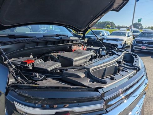 New 2026 Chevrolet Suburban Premier AWD/4WD image 47