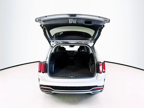 Certified 2023 Kia Sorento SX AWD/4WD image 27