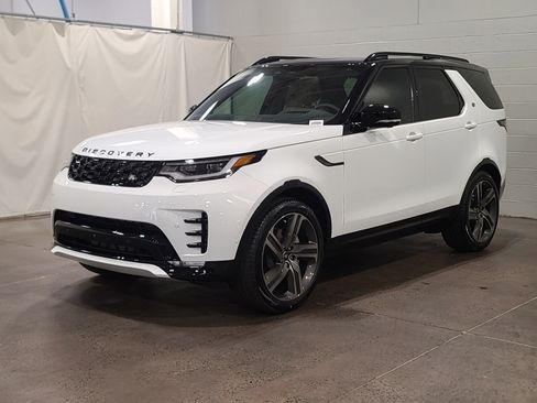New 2026 Land Rover Discovery Dynamic SE AWD/4WD image 1