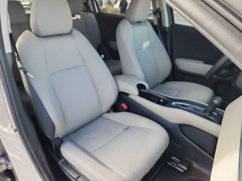 Used 2022 Honda HR-V EX image 14