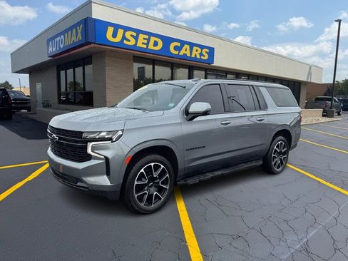 Used 2022 Chevrolet Suburban RST w/ Luxury Package image 1