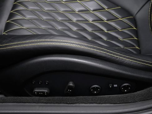 Used 2013 Ferrari California image 30