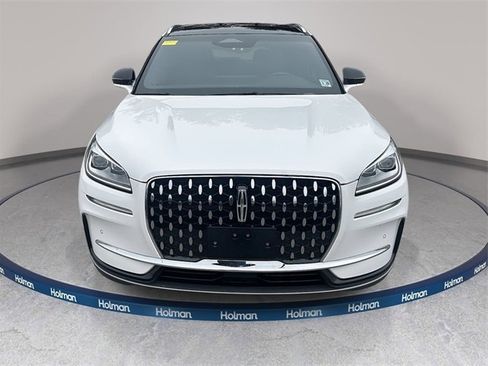 Used 2024 Lincoln Corsair Reserve w/ Equipment Group 201A image 2