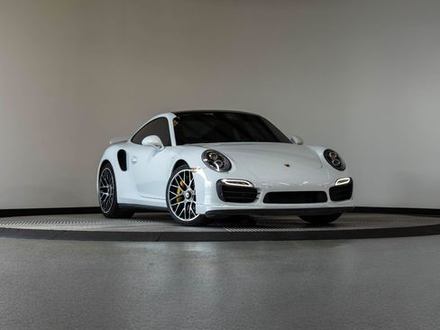 Used 2015 Porsche 911 Turbo S AWD/4WD image 30