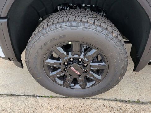 New 2026 GMC Sierra 2500 AT4 w/ AT4 Premium Plus Package AWD/4WD image 52