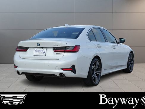 Used 2020 BMW 330i Sedan w/ Convenience Package RWD image 6