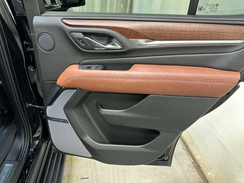 Used 2024 GMC Yukon Denali Ultimate image 29