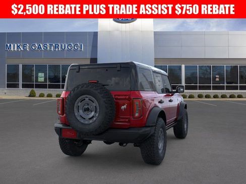 New 2025 Ford Bronco Badlands image 8