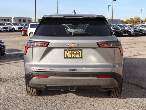 Used 2025 Chevrolet Equinox LT image 5