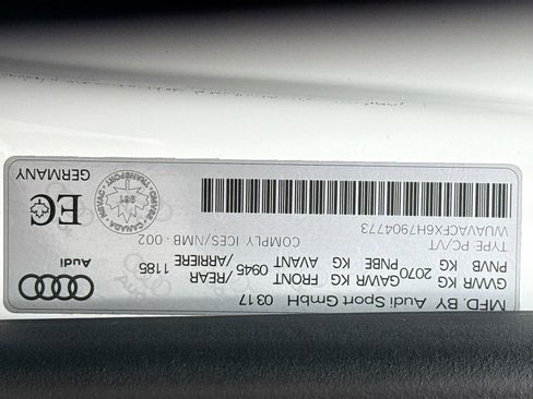 Used 2017 Audi R8 V10 image 40