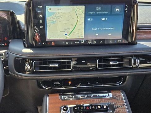 Used 2025 Lincoln Aviator Black Label w/ Black Label Special Edition image 24