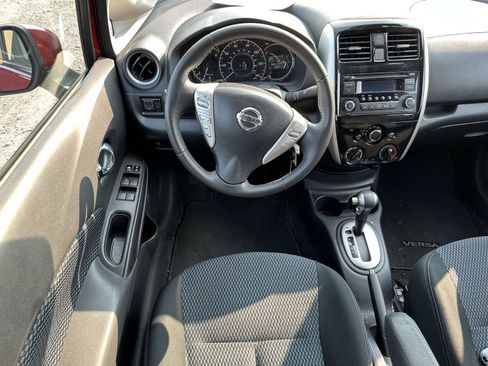 Used 2015 Nissan Versa Note SV FWD image 12