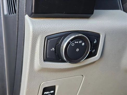 Used 2018 Ford F150 XL w/ Equipment Group 101A Mid image 11