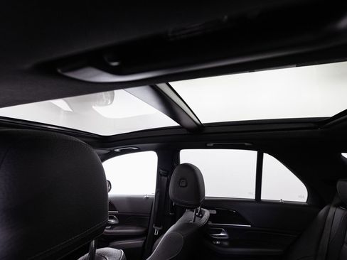 Used 2024 Mercedes-Benz GLE 450e 4MATIC image 27