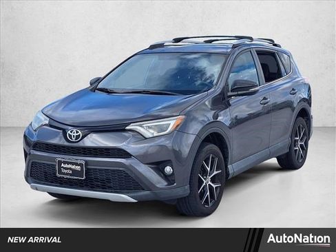 Used 2016 Toyota RAV4 SE FWD image 1