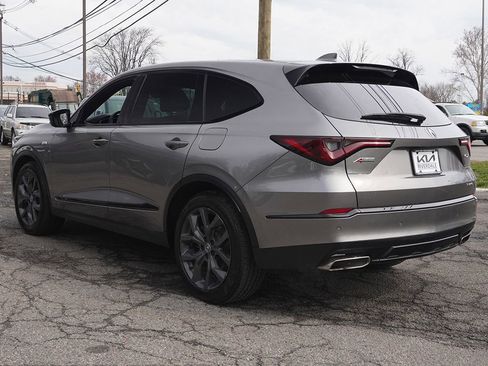 Used 2023 Acura MDX A-Spec image 11