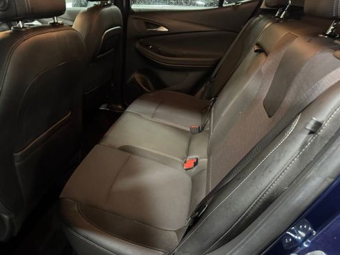 Used 2022 Buick Encore GX Select image 11