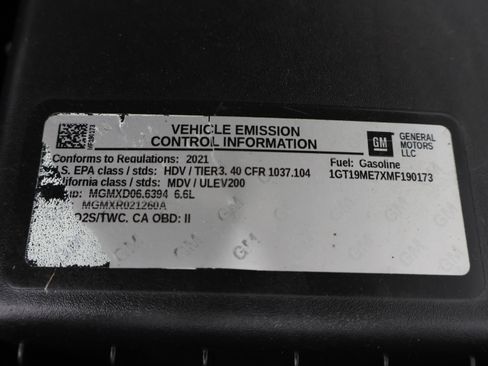 Used 2021 GMC Sierra 2500 SLE w/ X31 Off-Road Package AWD/4WD image 19