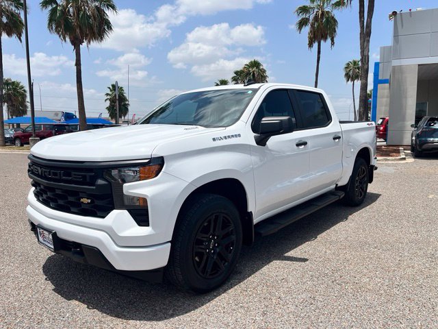 Used 2025 Chevrolet Silverado 1500 Custom AWD/4WD image 3