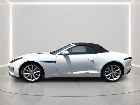 Used 2019 Jaguar F-TYPE Convertible RWD image 6