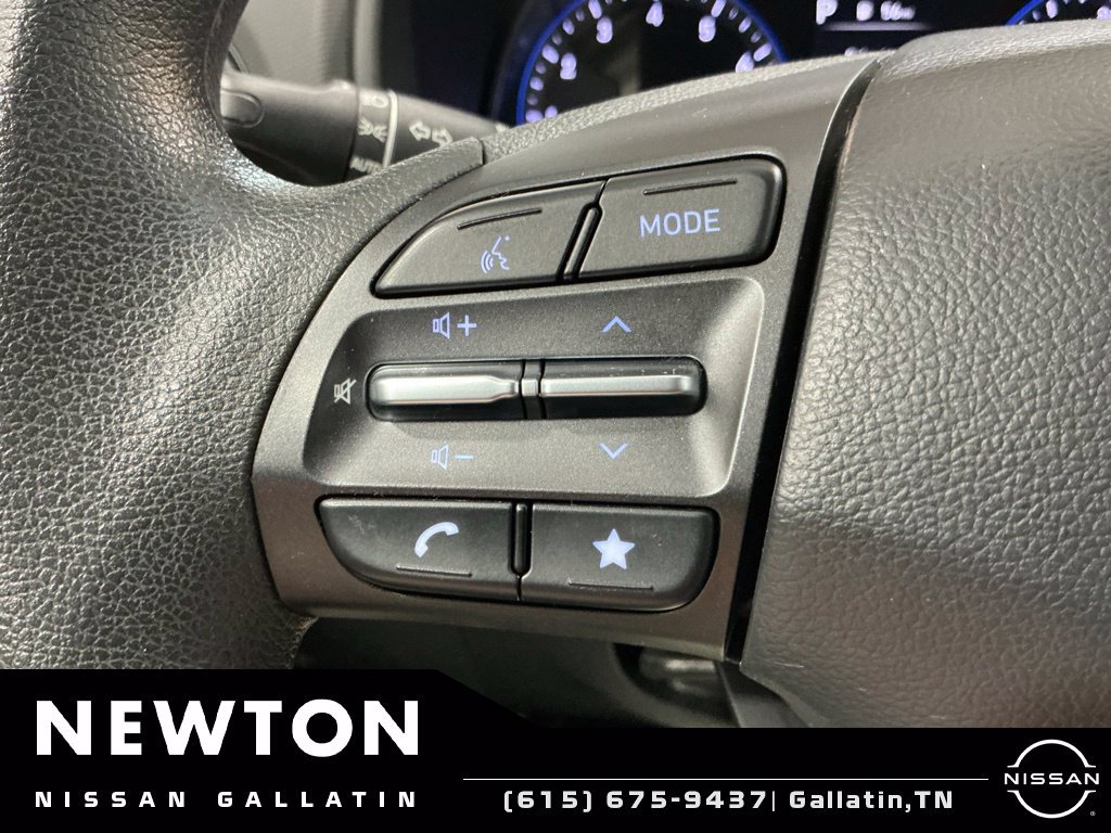 Used 2023 Hyundai Kona SEL AWD/4WD image 32