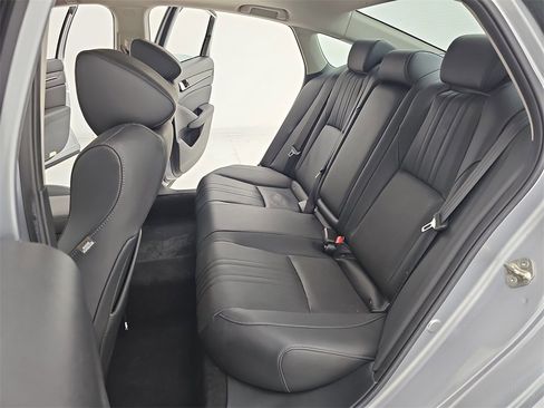 Used 2019 Honda Accord EX-L image 17