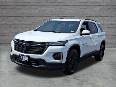 Used 2023 Chevrolet Traverse LT w/ Midnight/Sport Edition AWD/4WD image 5