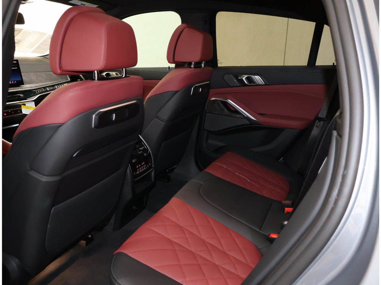 New 2027 BMW X6 xDrive40i AWD/4WD image 16
