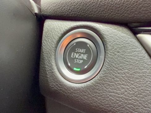Used 2024 Cadillac XT4 Sport w/ Cold Weather Package FWD image 19