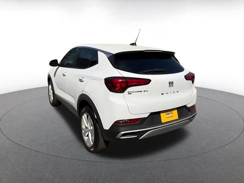 Used 2025 Buick Encore GX Preferred image 16