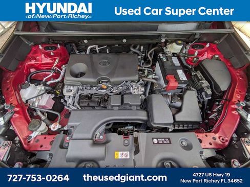 Used 2025 Toyota RAV4 LE FWD image 14