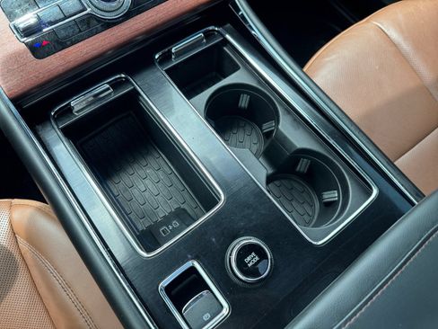 Used 2023 Lincoln Aviator Reserve w/ Equipment Group 201A AWD/4WD image 26
