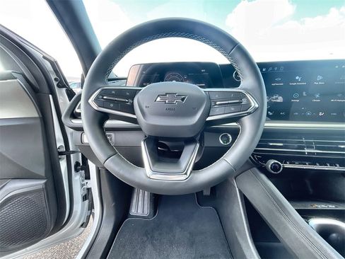 New 2026 Chevrolet Traverse LT w/ Midnight/Sport Edition image 11